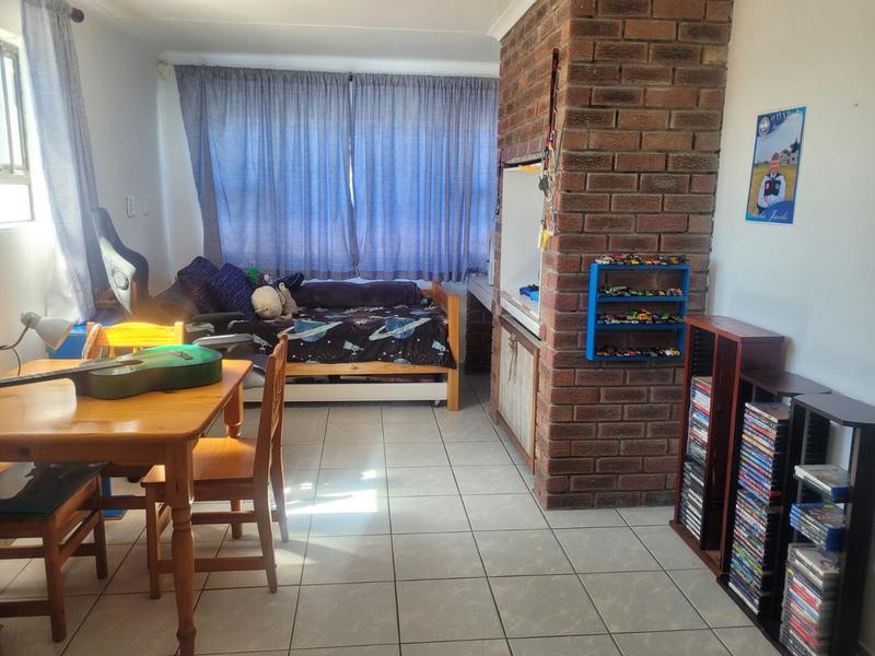 4 Bedroom Property for Sale in Kleinbaai Western Cape